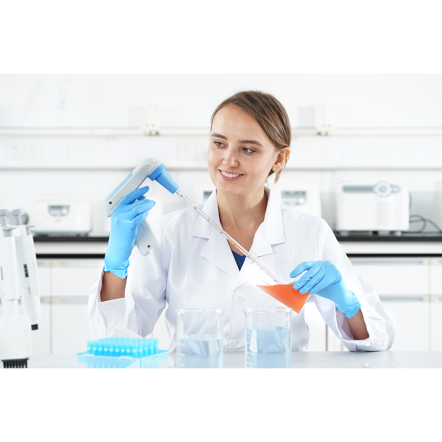 Lab Essentials (Tubes, Pipettes, Glassware)