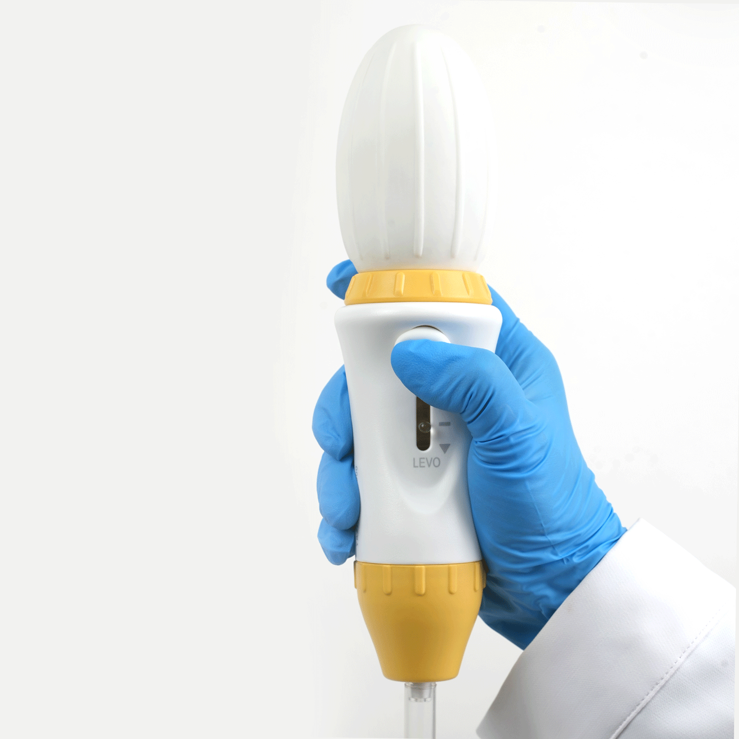 Levo Pipette Controller